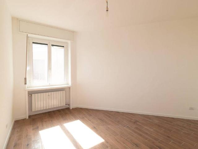 Appartamento in vendita a Municipio 4, Milano