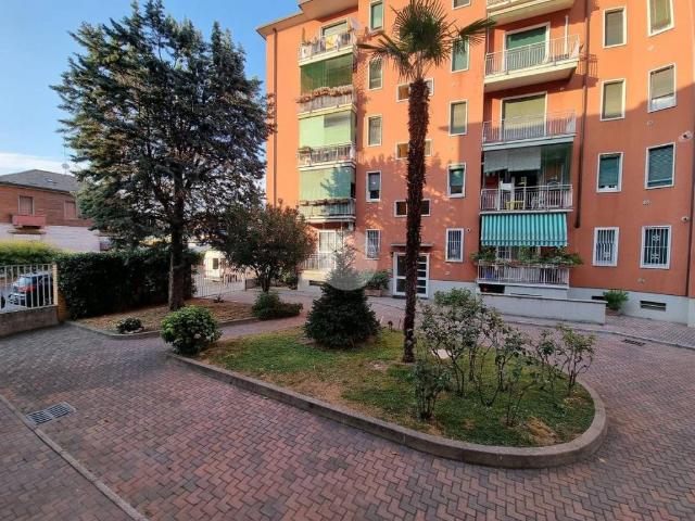Appartamento in affitto a Municipio 6, Milano