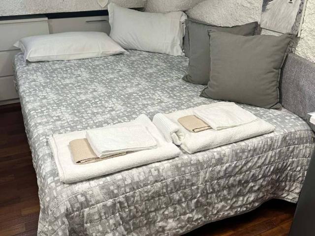 Appartamento in affitto a Centro storico, Milano