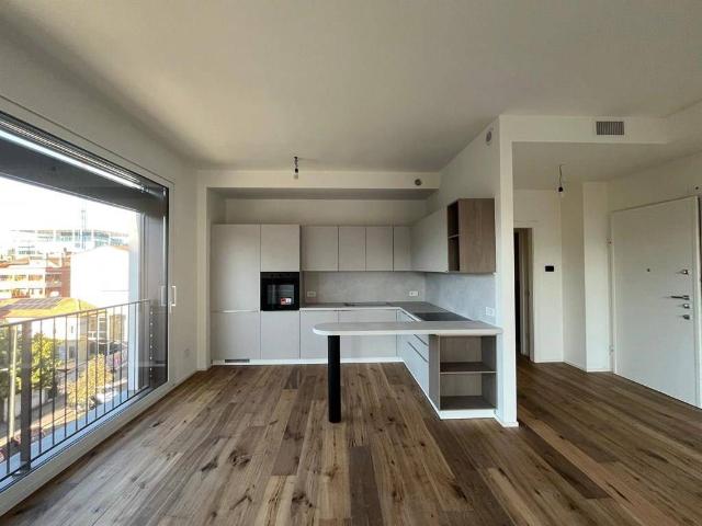 Appartamento in affitto a Portello, Milano