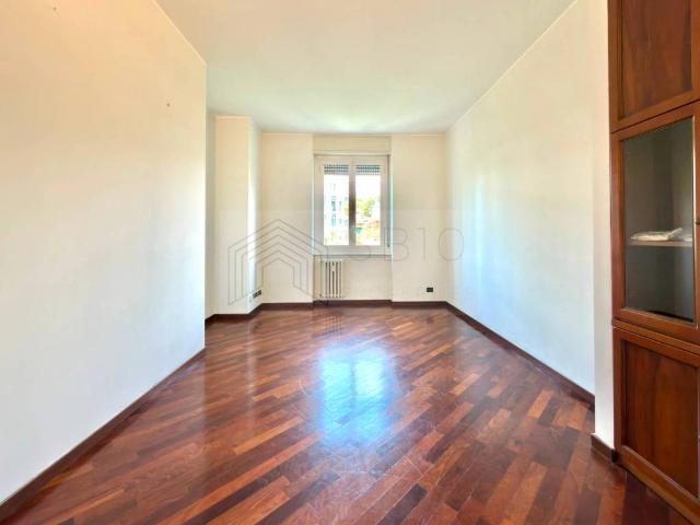 Appartamento in affitto a Municipio 8 di Milano, Milano