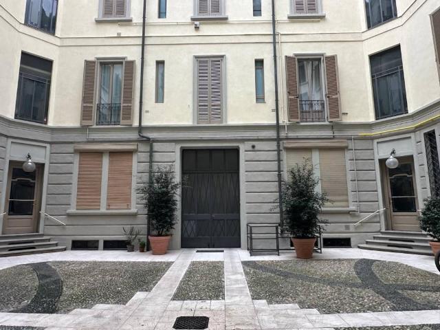 Appartamento in affitto a Centro storico, Milano