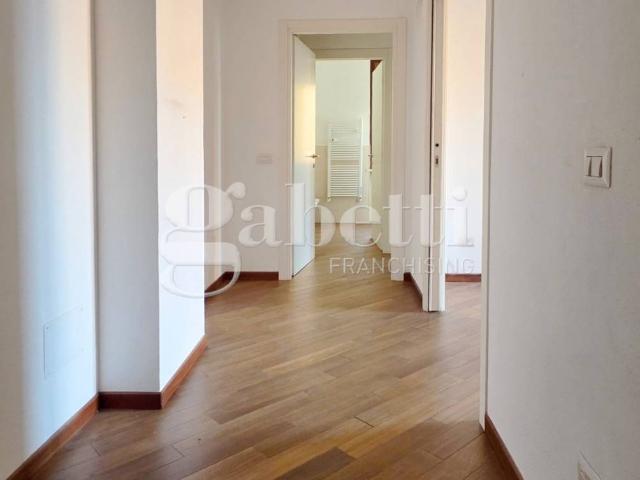 Appartamento in affitto a Municipio 2, Milano