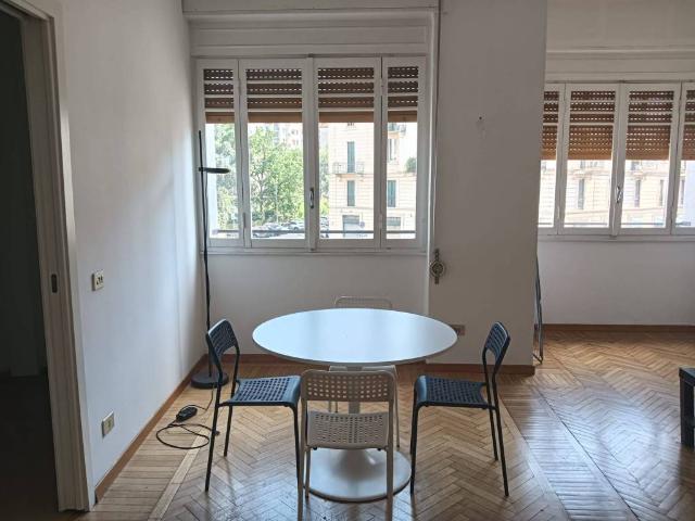 Appartamento in affitto a Municipio 8 di Milano, Milano