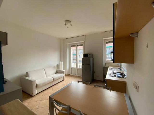 Appartamento in affitto a Municipio 7, Milano