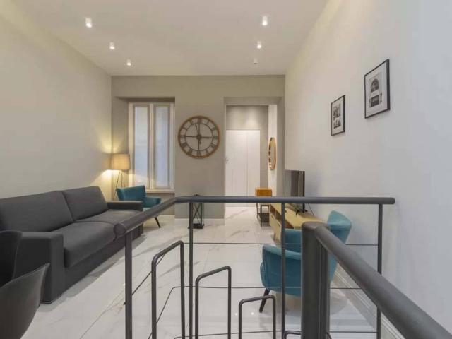 Appartamento in affitto a Centro storico, Milano