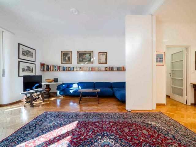 Appartamento in affitto a Centro storico, Milano