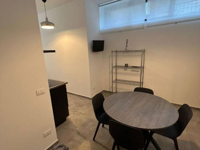 Appartamento in affitto a Municipio 5, Milano