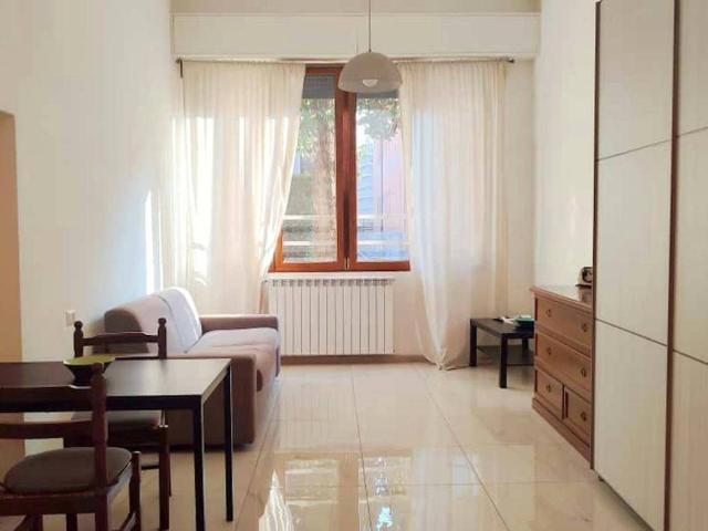 Appartamento in affitto a Municipio 2, Milano