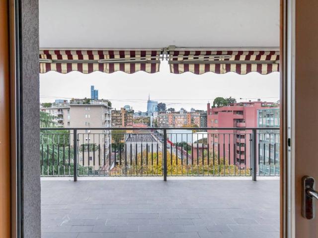 Appartamento in affitto a Municipio 2, Milano