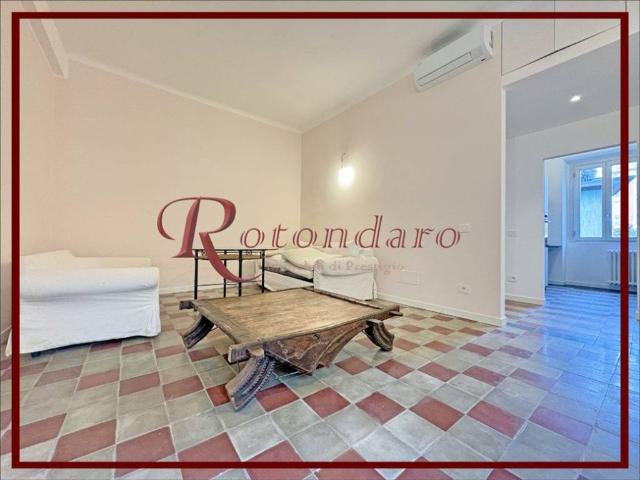 Appartamento in affitto a Duomo, Milano