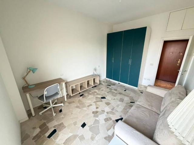 Appartamento in affitto a Municipio 4, Milano