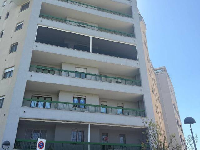 Appartamento in affitto a Municipio 7, Milano