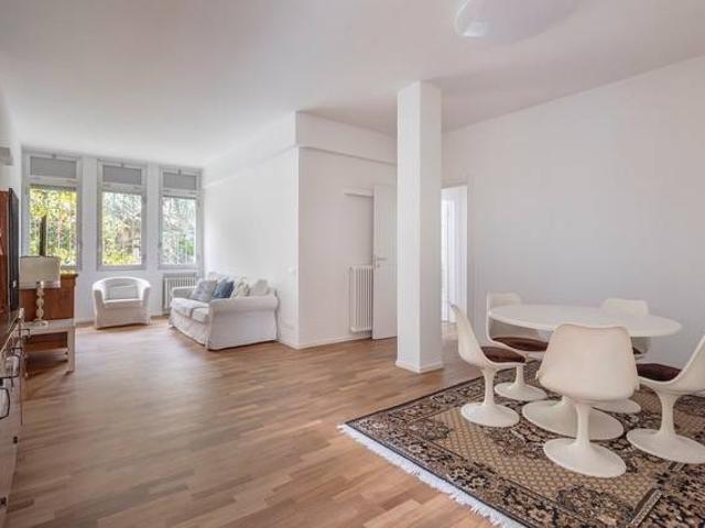 Appartamento in affitto a QT8, Milano