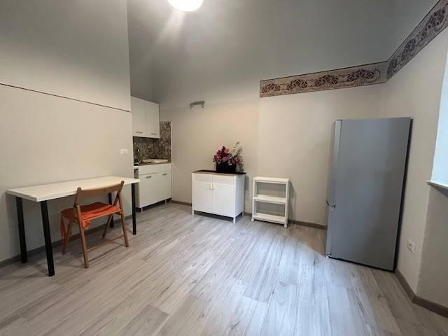 Appartamento in affitto a Municipio 8 di Milano, Milano