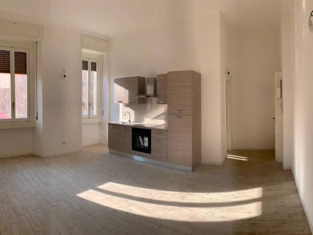 Appartamento in affitto a Municipio 7, Milano
