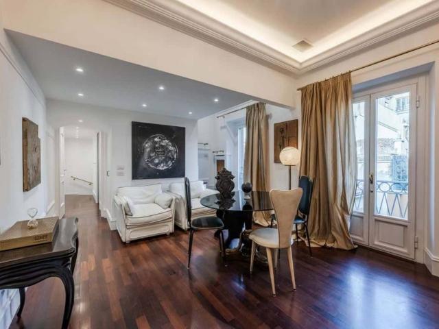 Appartamento in affitto a Municipio 1, Milano