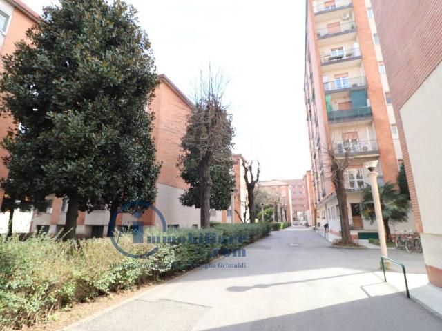 Appartamento in affitto a Municipio 6, Milano
