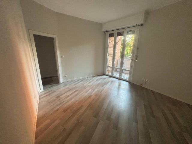 Appartamento in affitto a Lorenteggio, Milano
