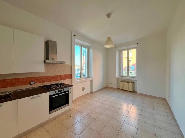 Appartamento in affitto a Municipio 9, Milano