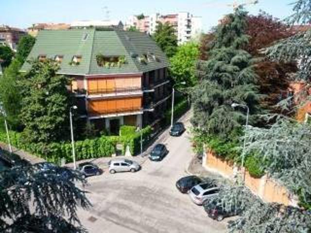 Appartamento in affitto a Municipio 2, Milano