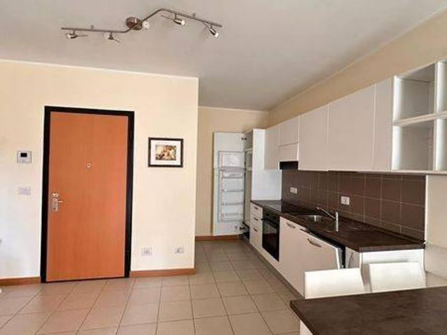 Appartamento in affitto a Municipio 9, Milano