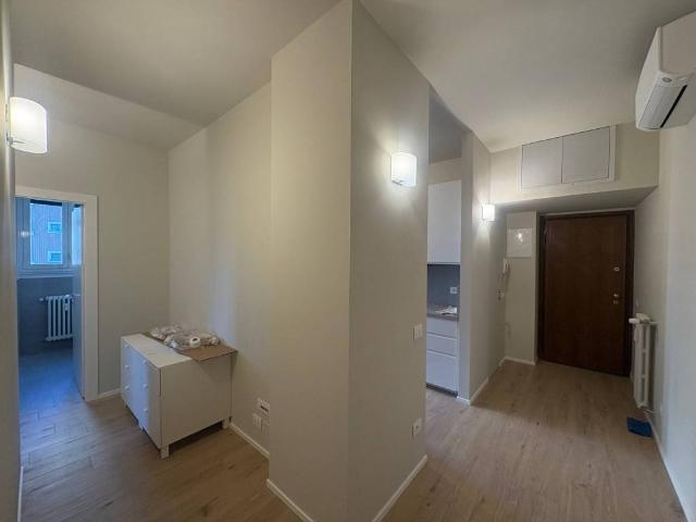 Appartamento in affitto a Morivione, Milano