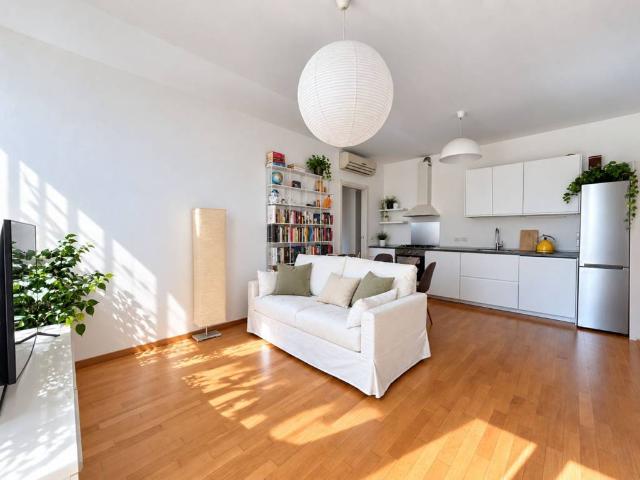 Appartamento in affitto a Sarpi, Milano