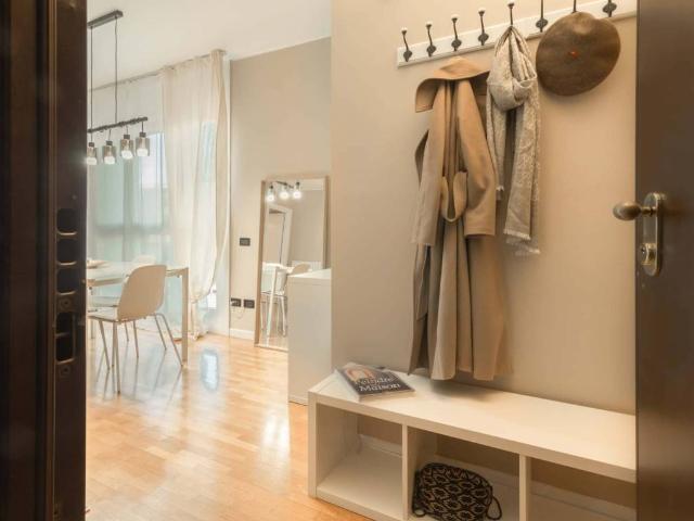 Appartamento in affitto a Ticinese, Milano