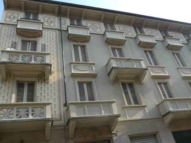 Appartamento in affitto a Corsica, Milano