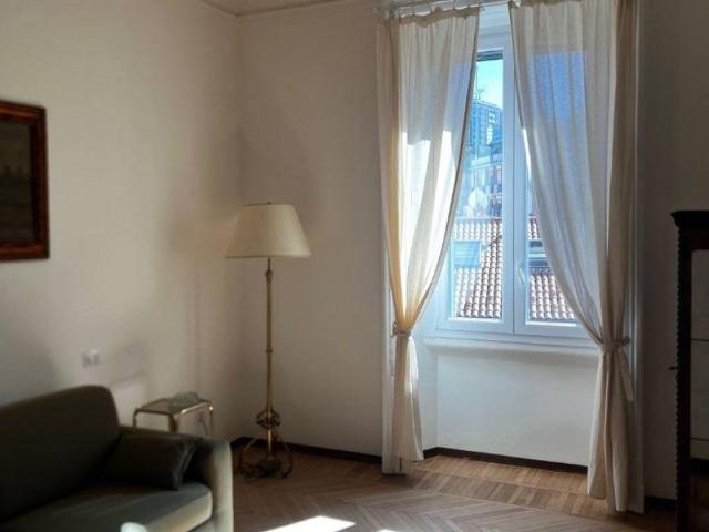 Appartamento in affitto a Centro storico, Milano