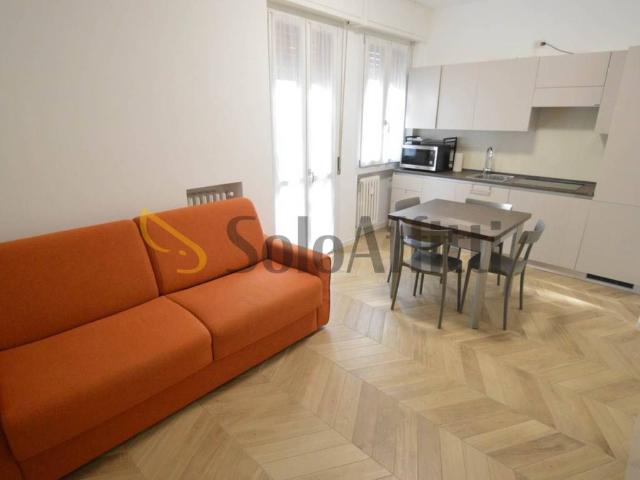 Appartamento in affitto a Municipio 6, Milano