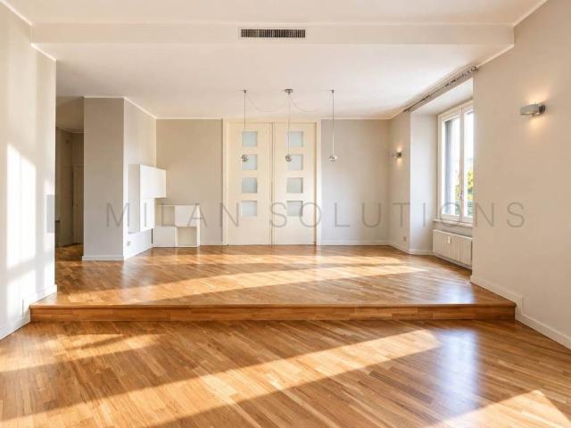 Appartamento in affitto a Municipio 8 di Milano, Milano