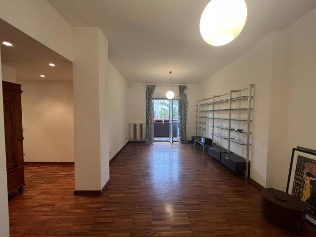 Appartamento in affitto a Lorenteggio, Milano