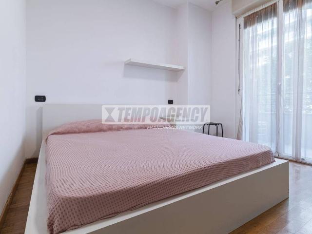 Appartamento in affitto a Municipio 4, Milano