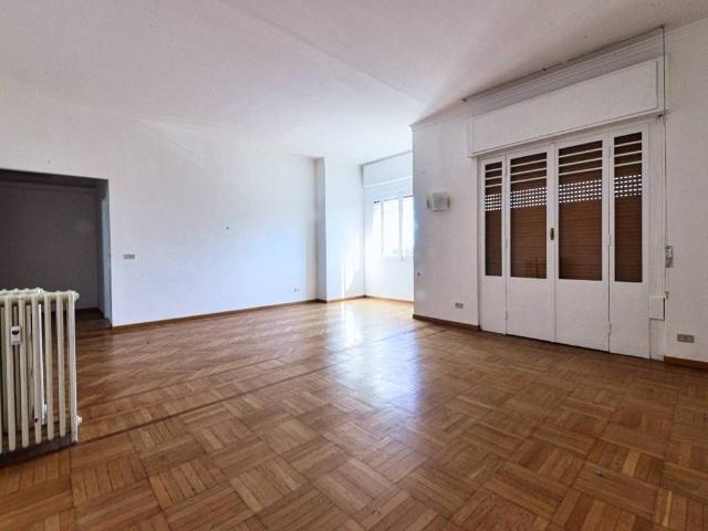 Appartamento in affitto a Municipio 8 di Milano, Milano
