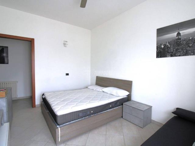 Appartamento in affitto a Municipio 4, Milano