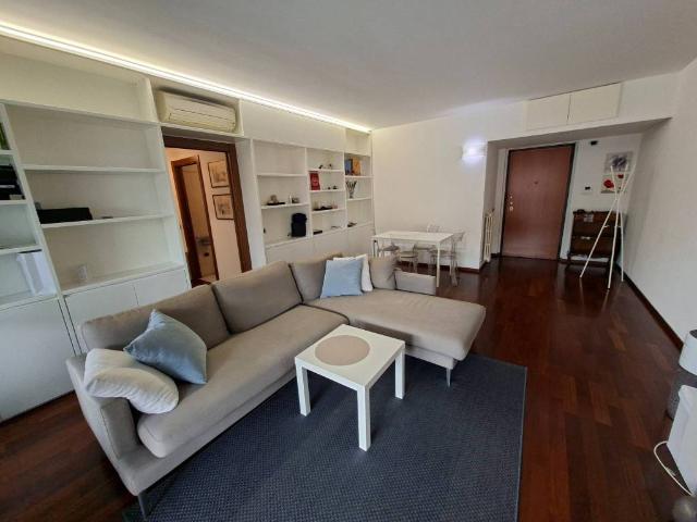 Appartamento in affitto a Morivione, Milano