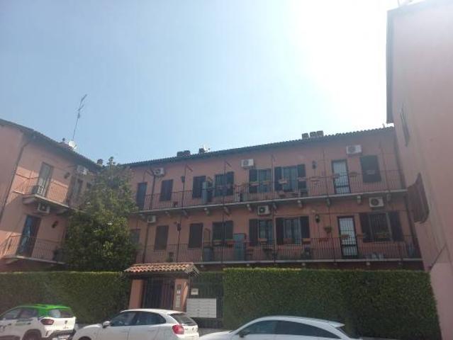 Appartamento in affitto a Municipio 9, Milano