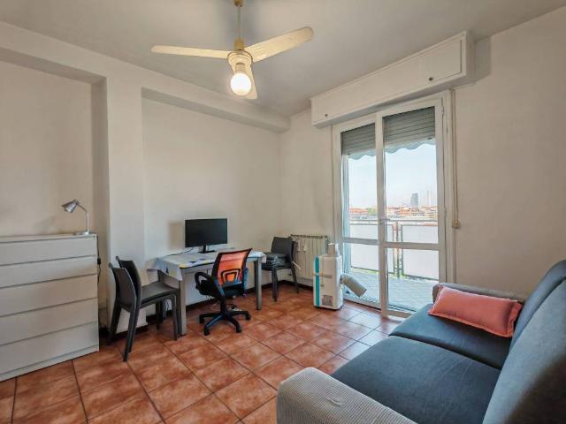 Appartamento in affitto a Municipio 7, Milano