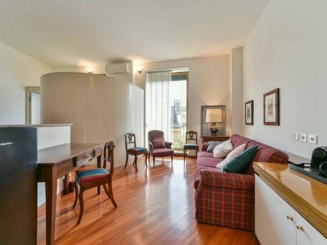 Appartamento in affitto a Centro storico, Milano