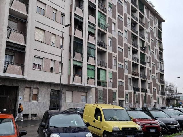 Appartamento in affitto a Municipio 6, Milano