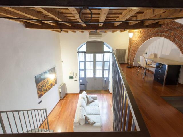 Appartamento in affitto a Porta Volta, Milano