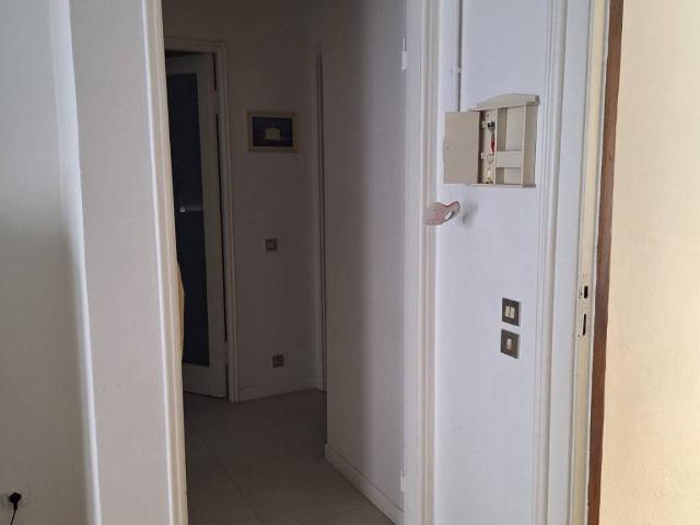 Appartamento in affitto a Ticinese, Milano