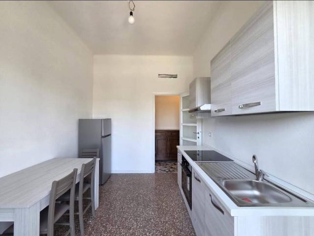 Appartamento in affitto a Navigli, Milano