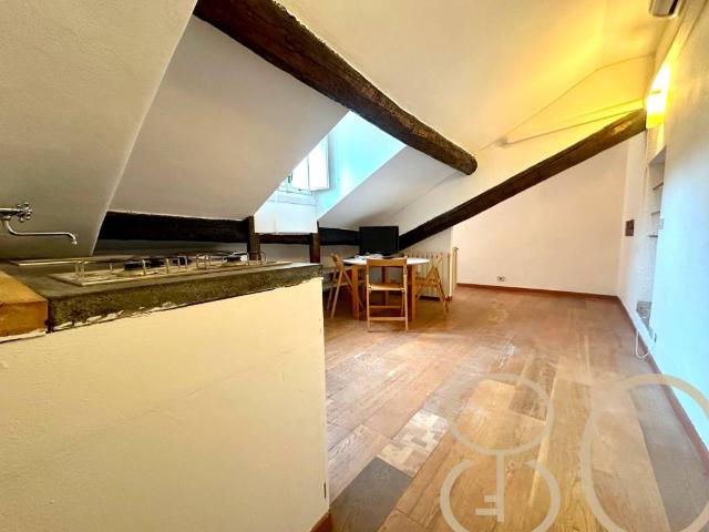 Appartamento in affitto a Ticinese, Milano