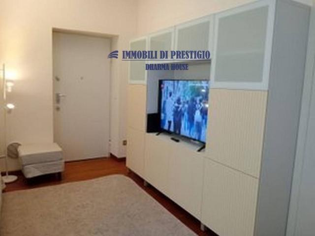 Appartamento in affitto a Centro storico, Milano