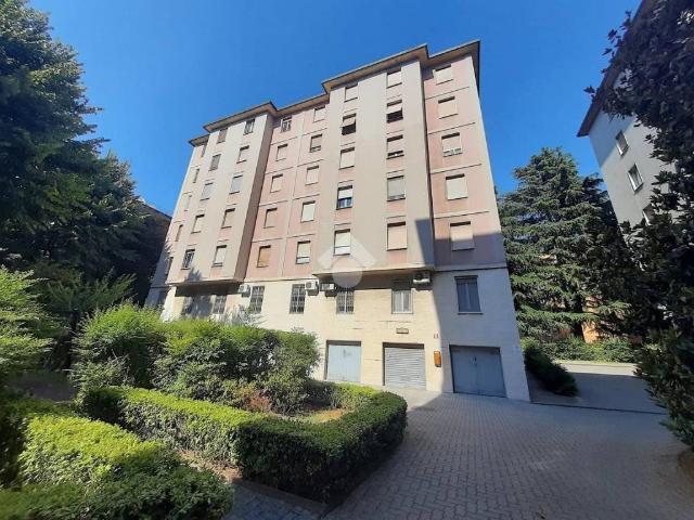 Appartamento in affitto a Municipio 9, Milano