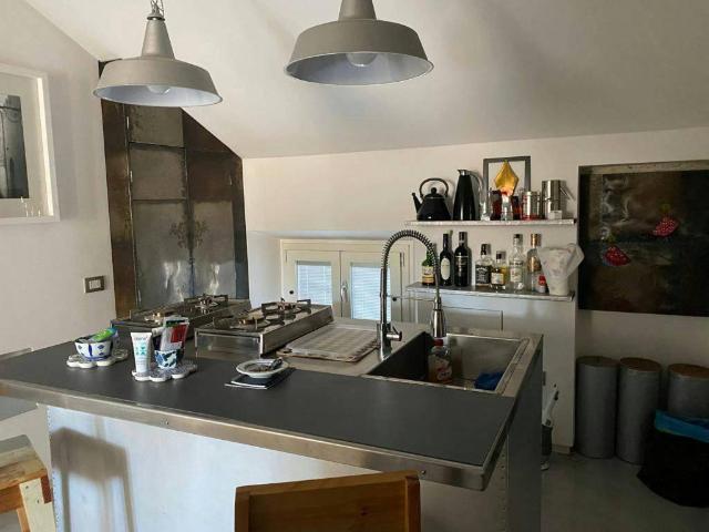 Appartamento in affitto a Municipio 9, Milano