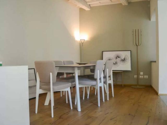 Appartamento in affitto a Centro storico, Milano